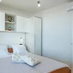 Apartamento A3 Montovjerna - Panoramic Terrace Getaway