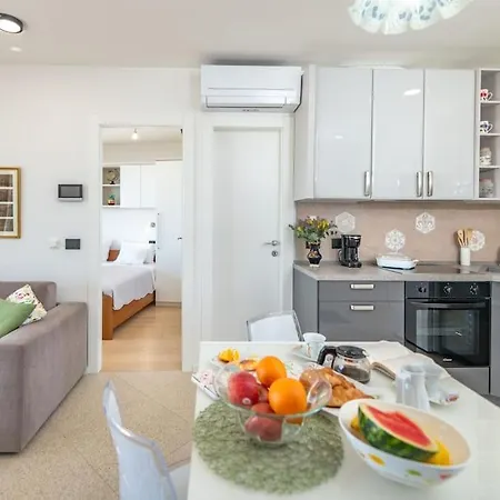 A3 Montovjerna - Panoramic Terrace Getaway Apartment Dubrovnik