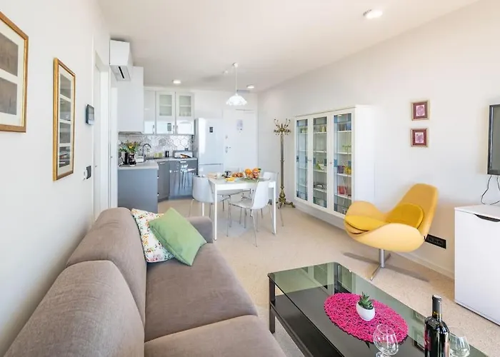 A3 Montovjerna - Panoramic Terrace Getaway Дубровник