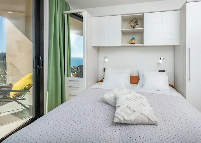 A3 Montovjerna - Panoramic Terrace Getaway * Дубровник